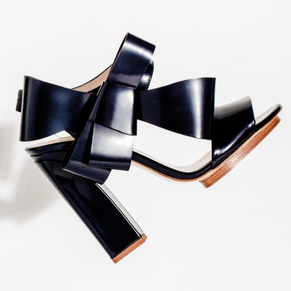 • Delpozo • Dark Navy Lambskin Bow Heels